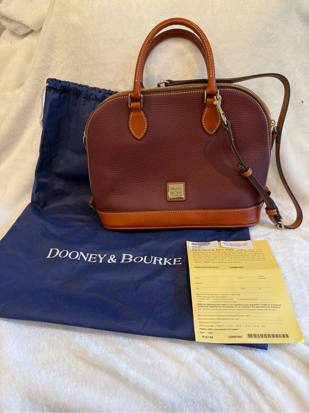 EUC Dooney & Bourke Zip Zip Satchel